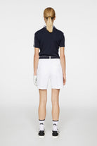 J. Lindeberg Damskie Długie Spodenki Gwen White